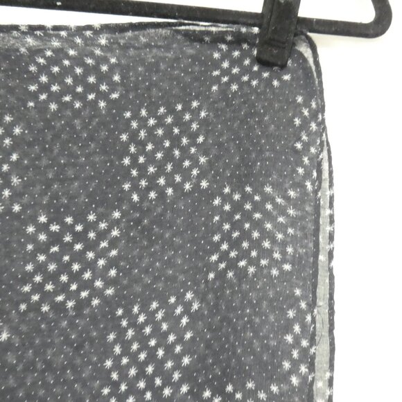 OSHKOSH B'GOSH | OS - one size | Cute Sheer Checked Stars and Dots Scarf - Picture 3 of 14